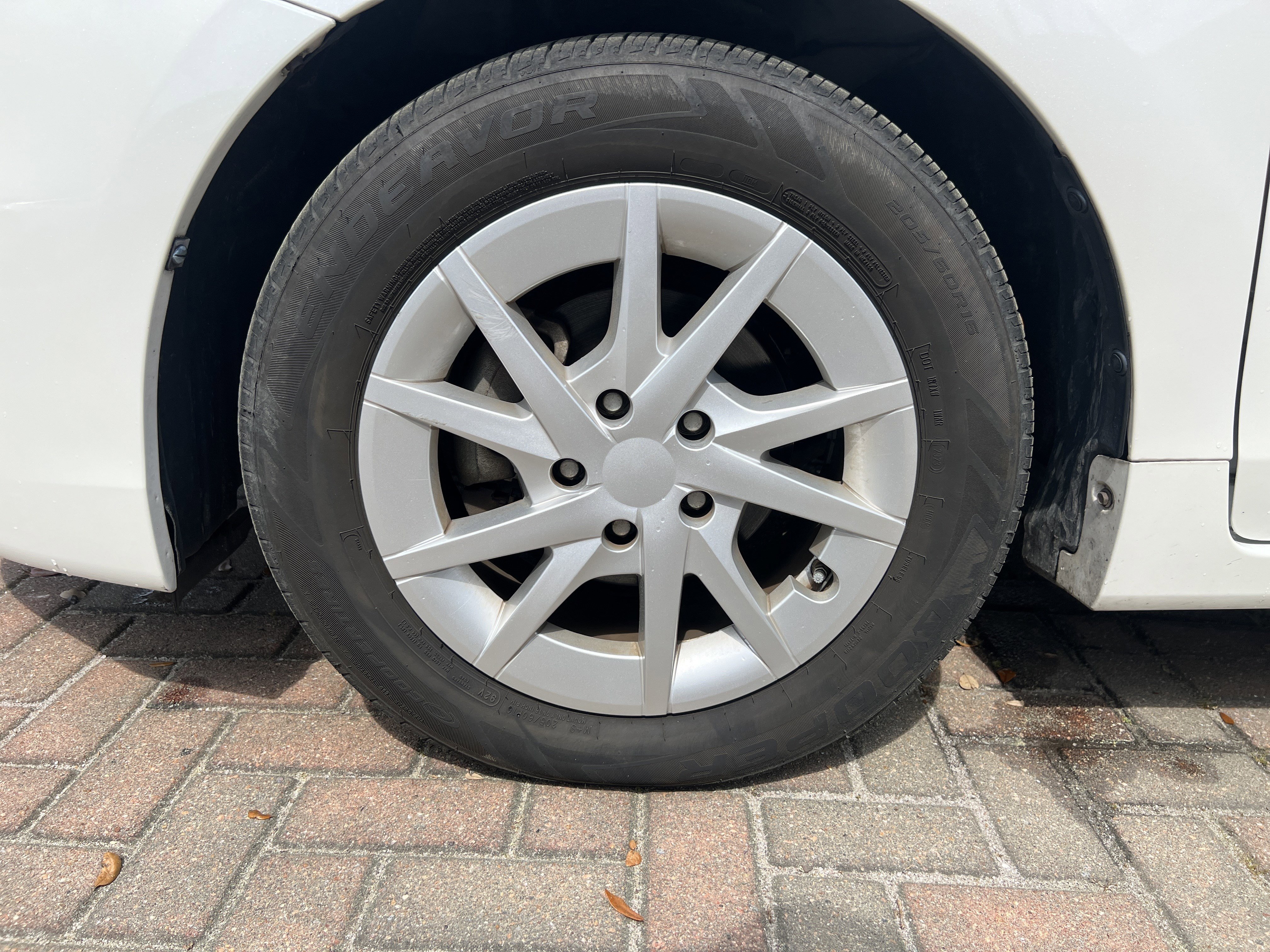 Used 2012 Toyota Prius V Three image 13