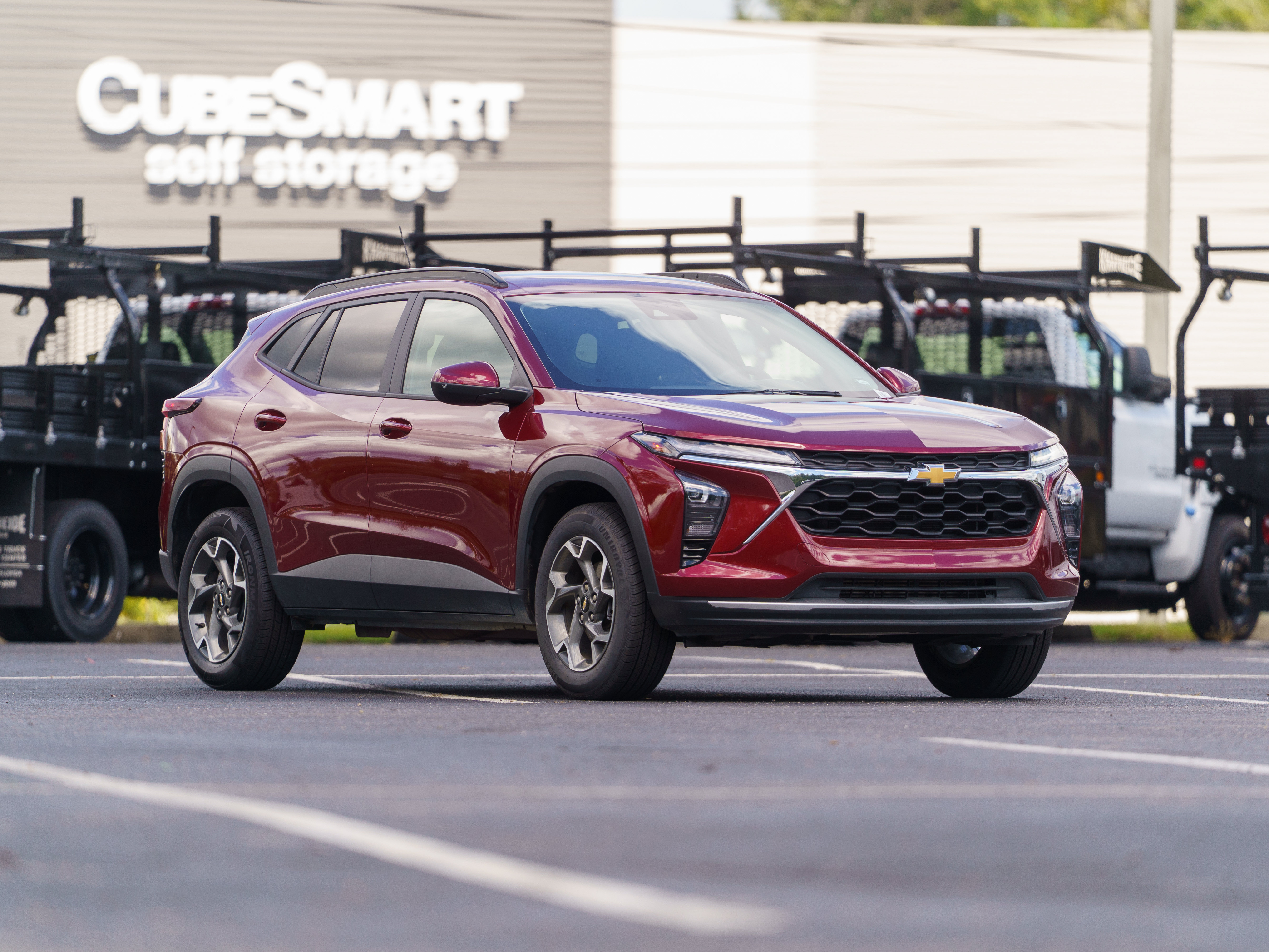 Used 2025 Chevrolet Trax LT FWD image 36