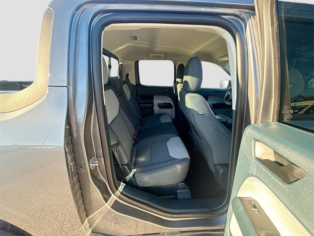 Used 2023 Ford Maverick XLT image 24