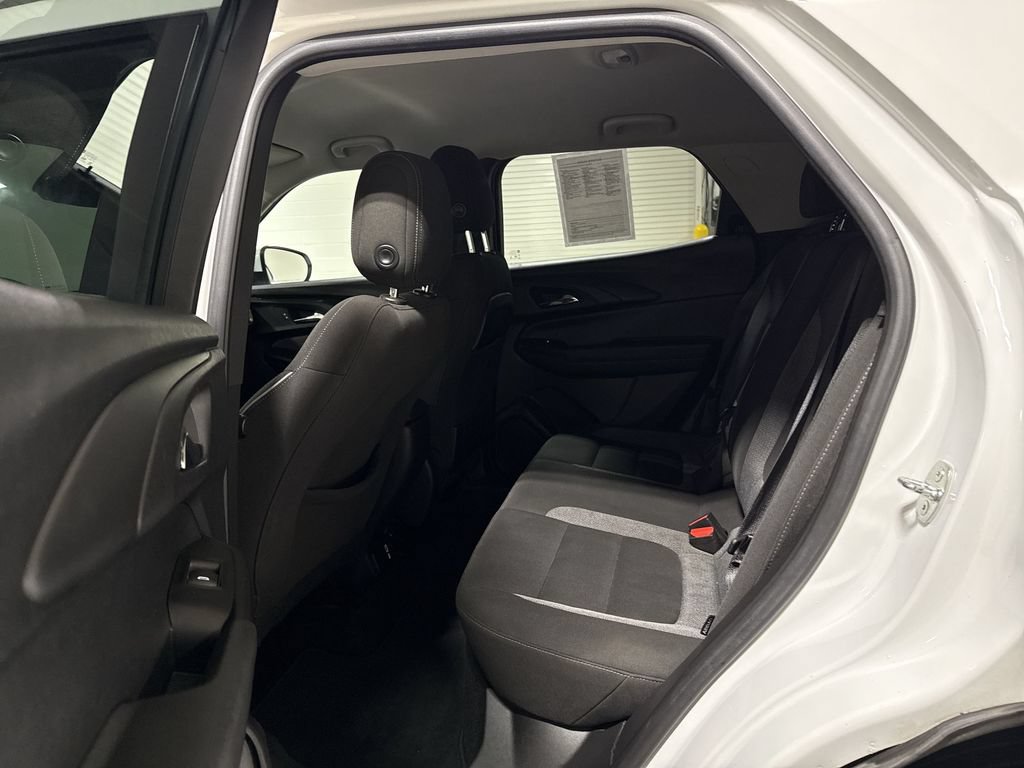 Used 2022 Chevrolet TrailBlazer LT w/ Convenience Package FWD image 22