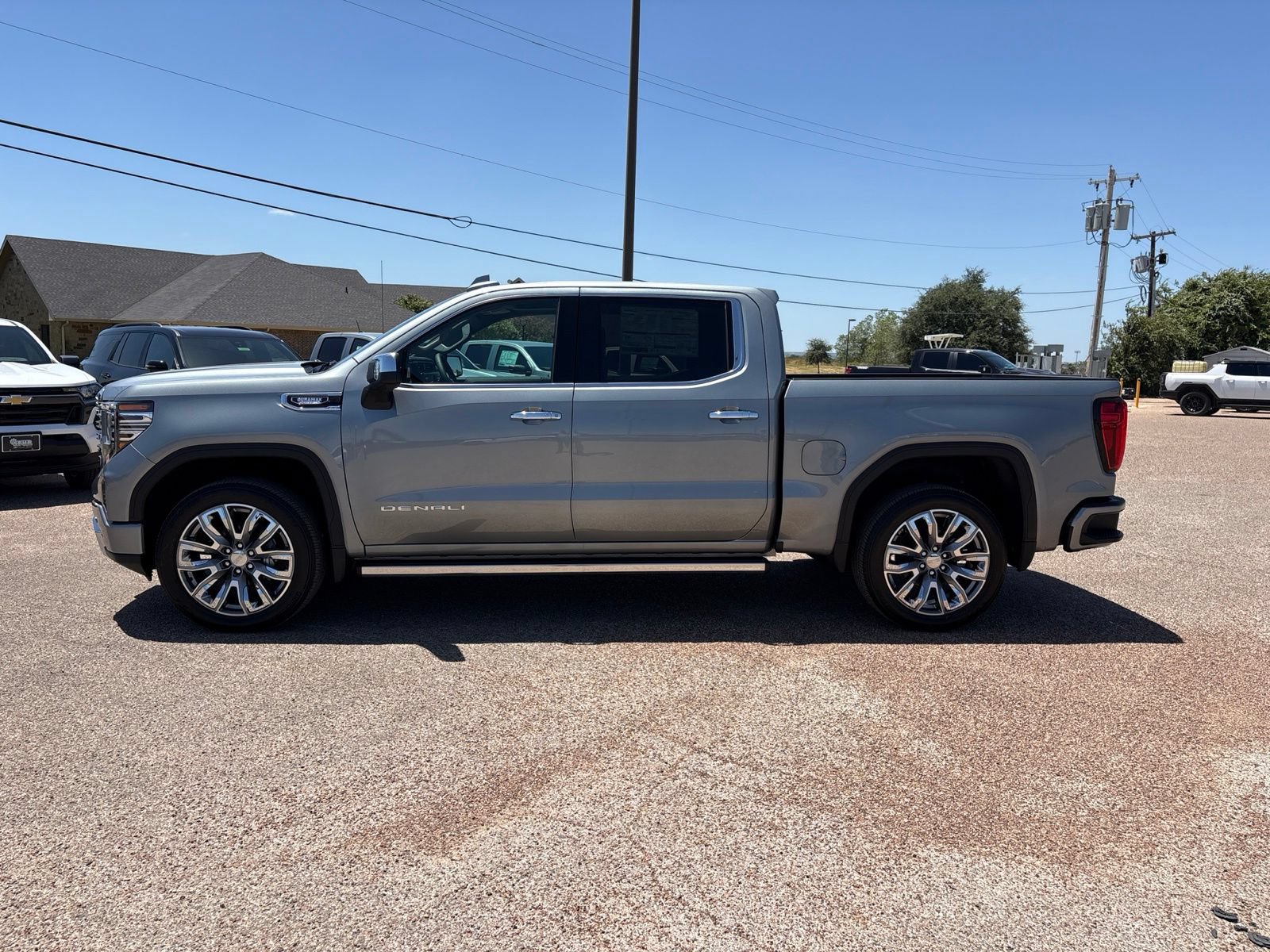 New 2026 GMC Sierra 1500 Denali w/ Denali Reserve Package AWD/4WD image 2