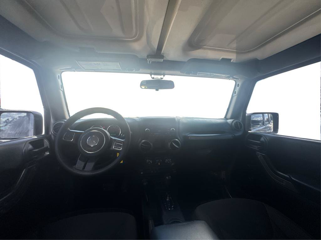 Used 2017 Jeep Wrangler Unlimited Sport AWD/4WD image 16