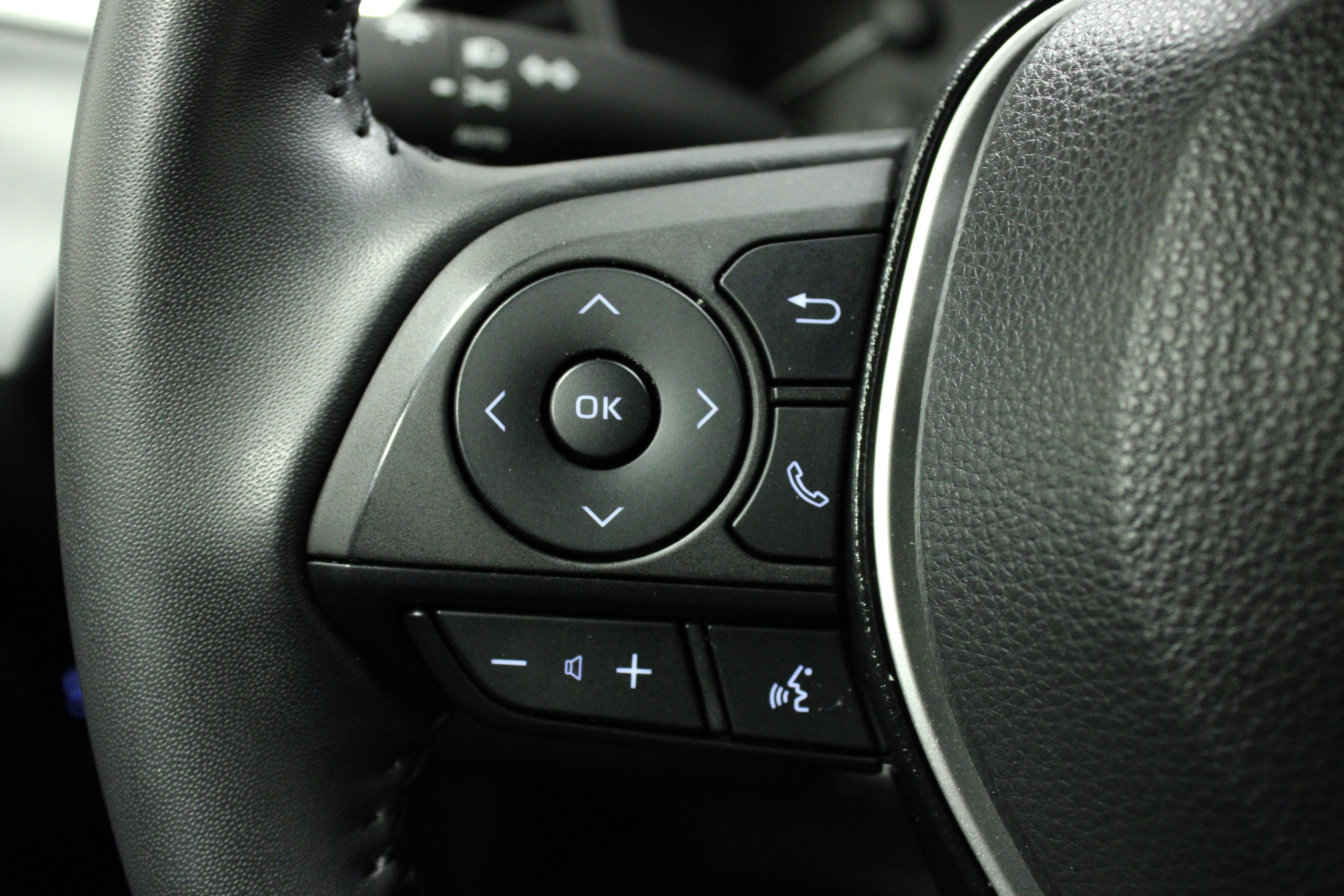 Used 2023 Toyota Corolla SE image 20