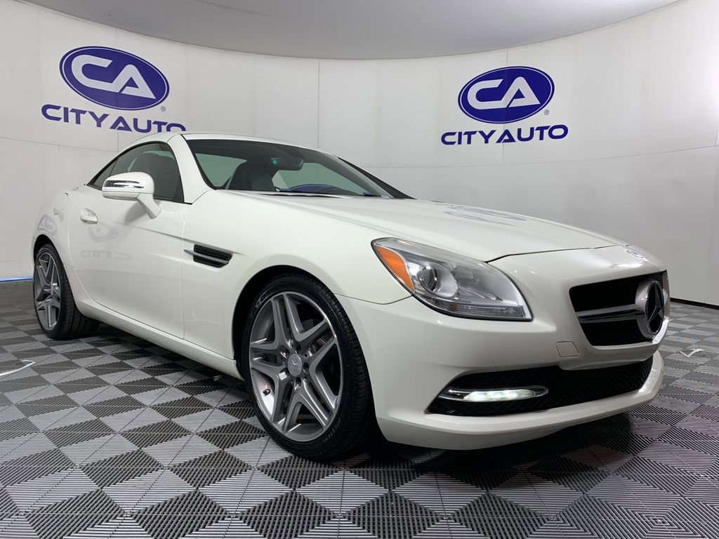 Used 2013 Mercedes-Benz SLK 250 image 11