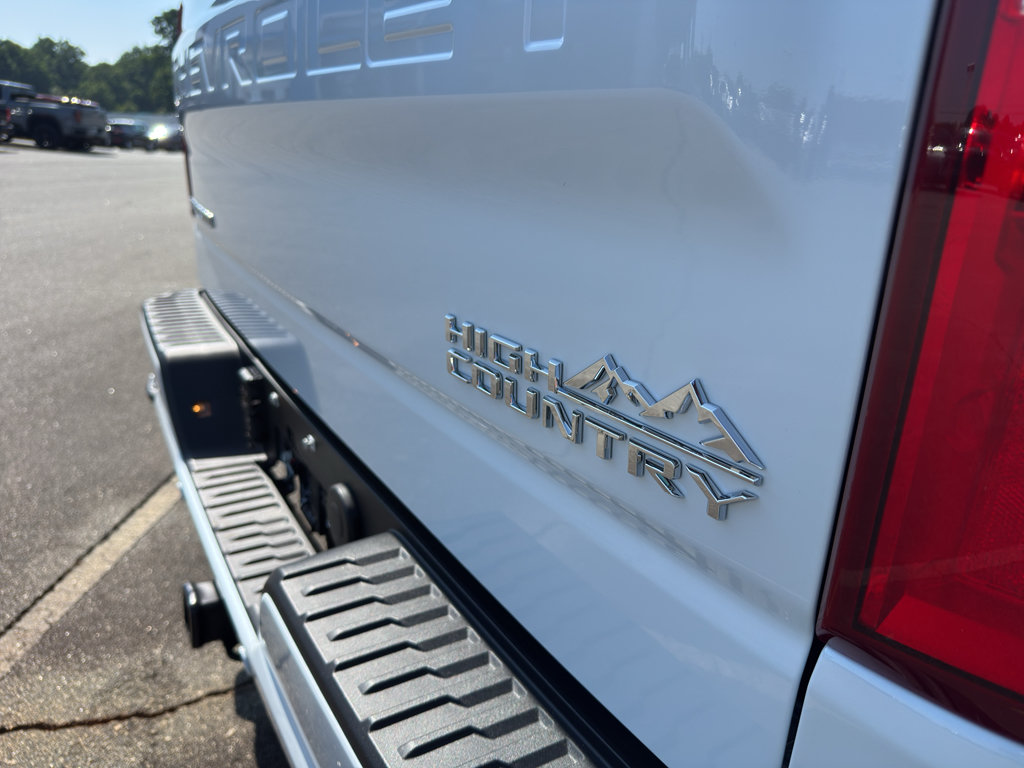 New 2026 Chevrolet Silverado 1500 High Country AWD/4WD image 9