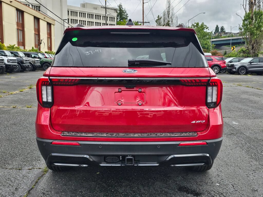 New 2026 Ford Explorer ST-Line AWD/4WD image 4