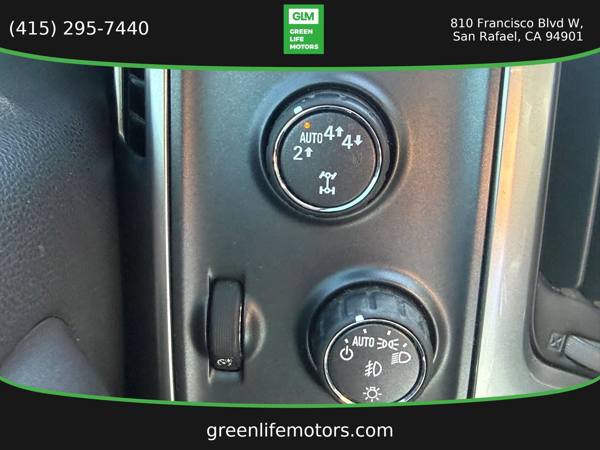 Used 2017 Chevrolet Silverado 1500 LT w/ LT Eassist Package AWD/4WD image 30