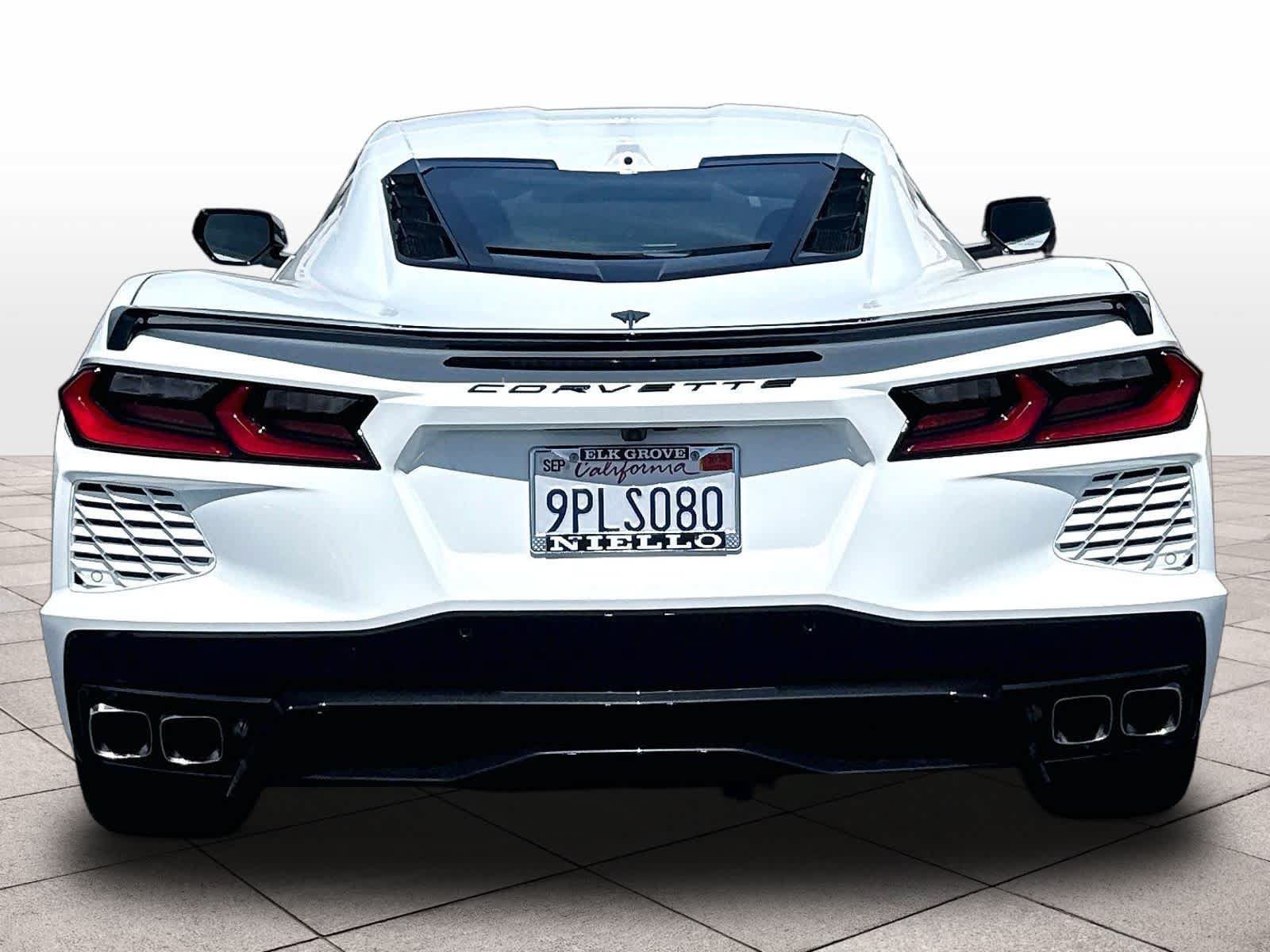 Used 2024 Chevrolet Corvette Stingray Preferred Cpe RWD image 8