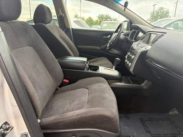 Used 2012 Nissan Murano SV AWD/4WD image 28