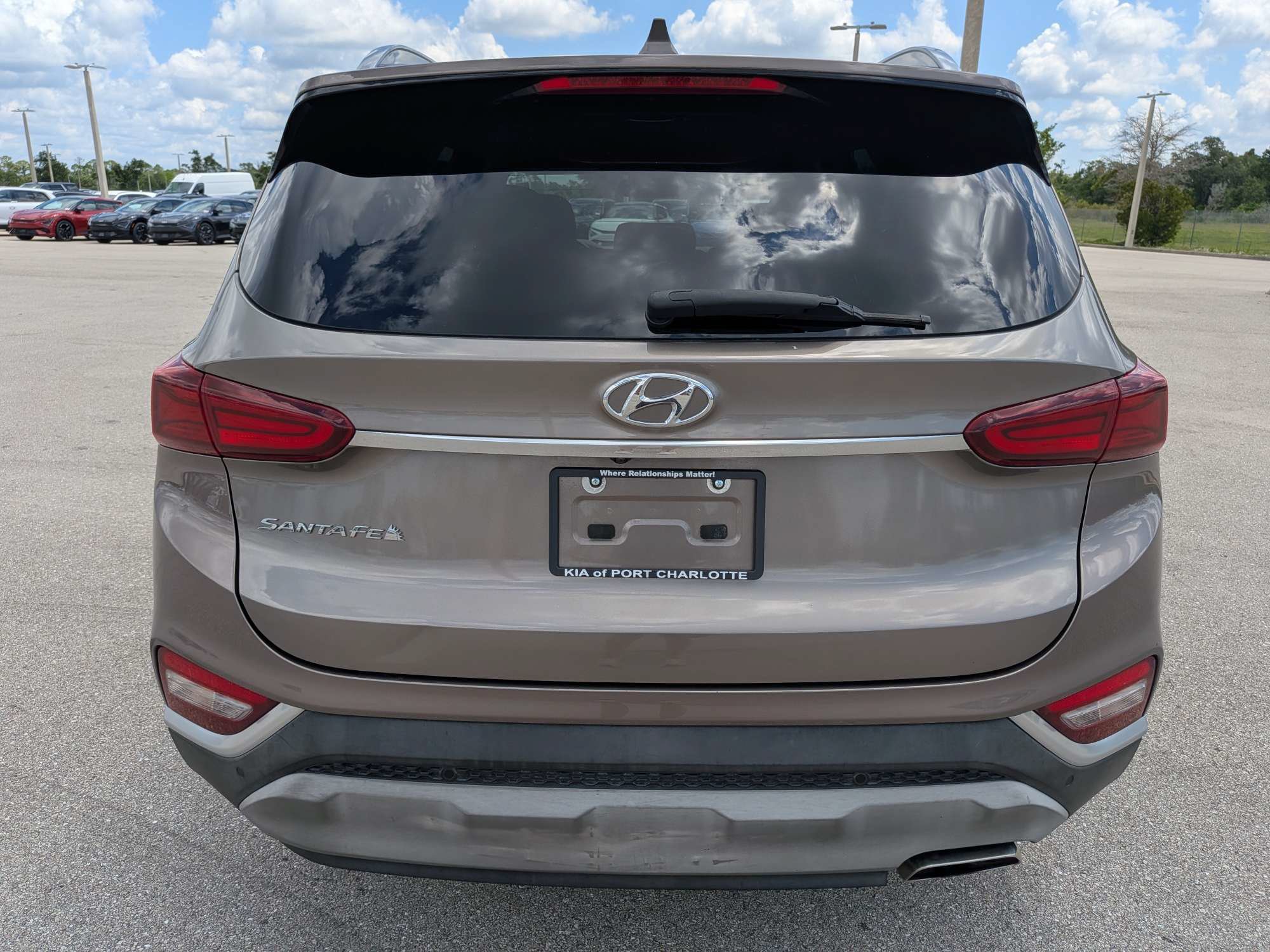 Used 2019 Hyundai Santa Fe SEL w/ Cargo Package FWD image 6