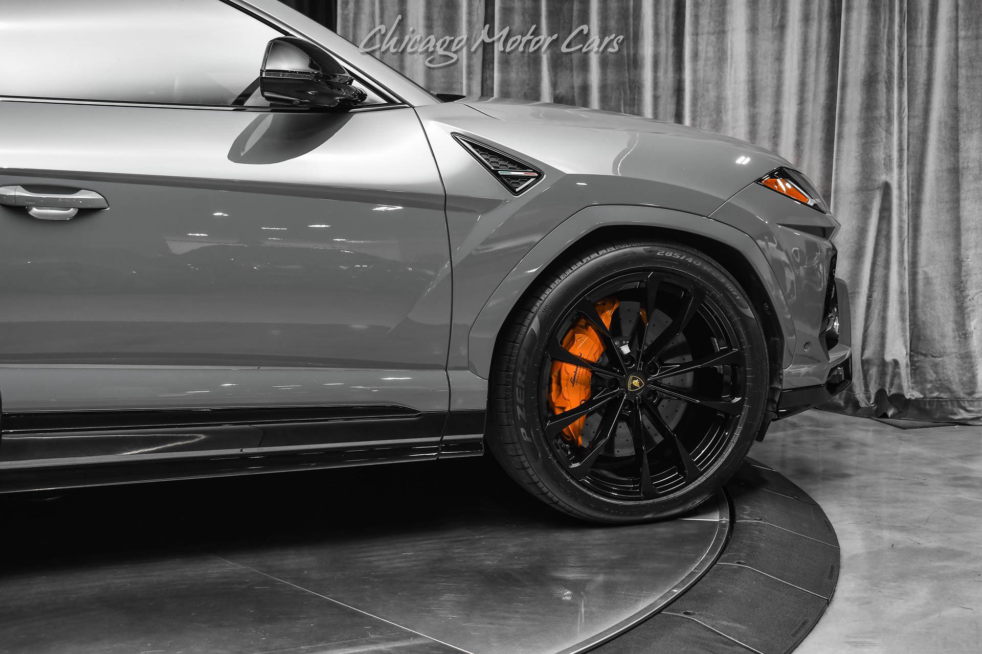 Used 2021 Lamborghini Urus AWD/4WD image 48