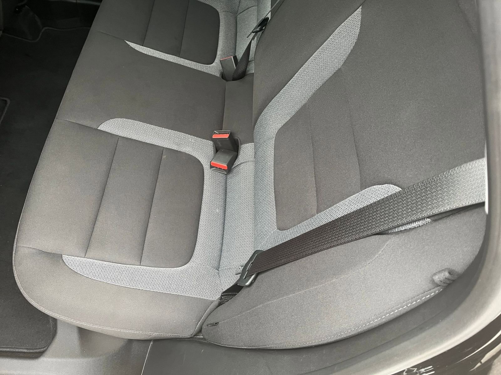 Used 2025 Chevrolet TrailBlazer LT FWD image 36