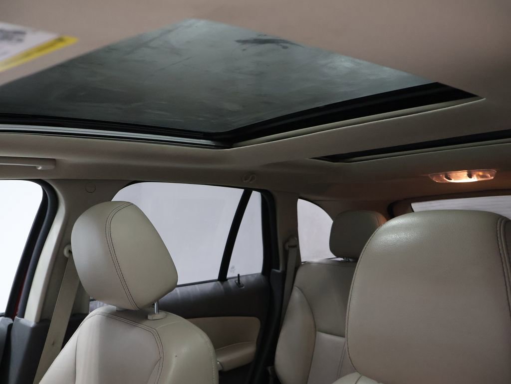 Used 2013 Ford Edge SEL image 9