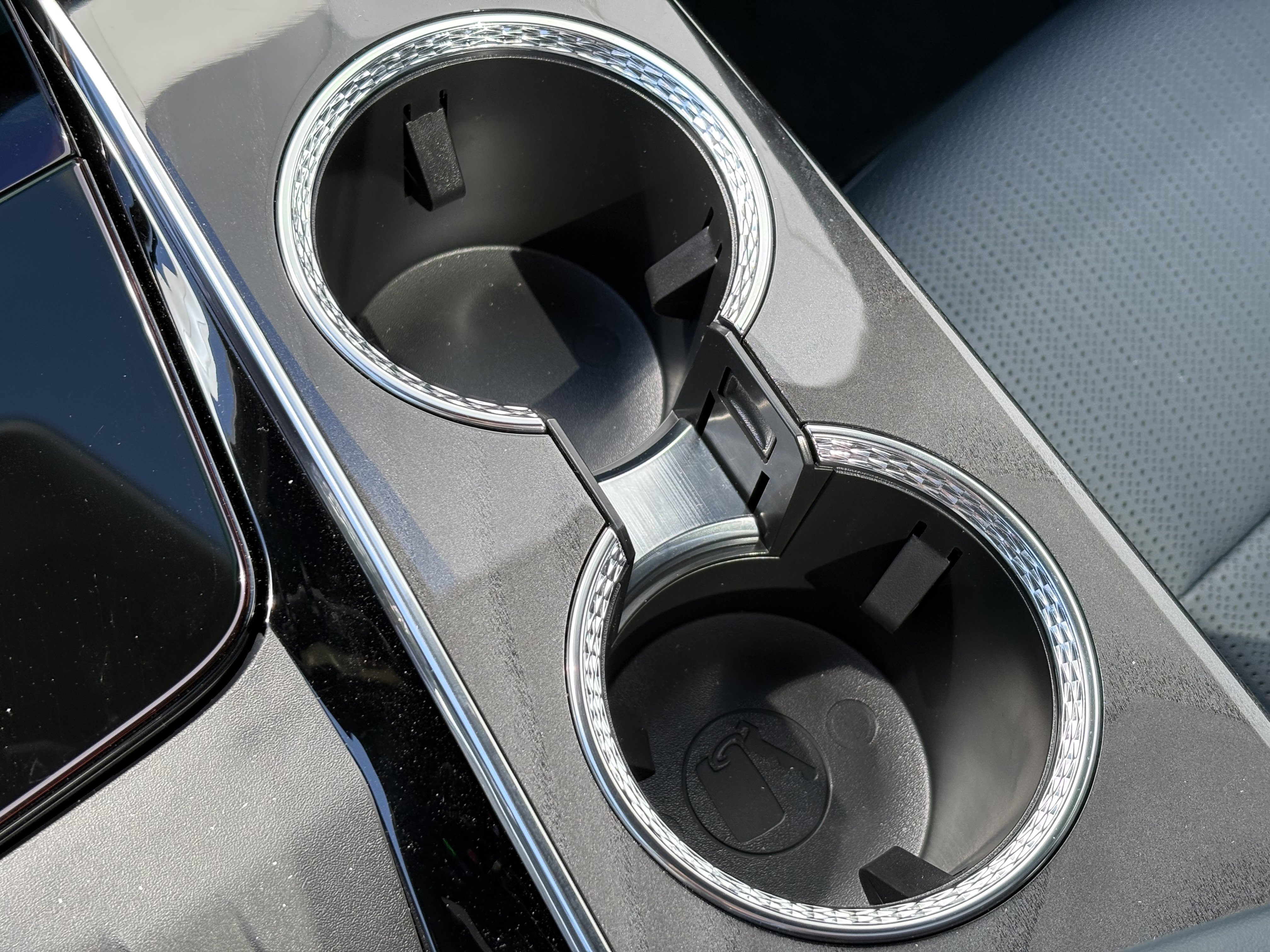 New 2025 Cadillac Escalade IQ Sport 2 w/ LPO, ONYX Package image 30