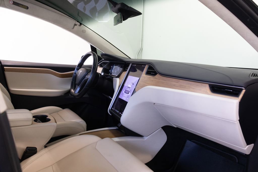 Used 2019 Tesla Model X Performance AWD/4WD image 22