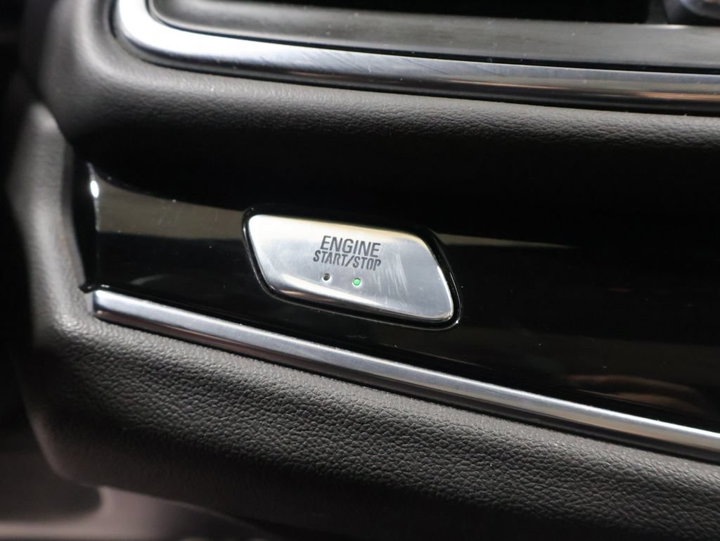 Used 2022 Buick Enclave Avenir w/ Trailering Package, 5000 lbs. AWD/4WD image 30