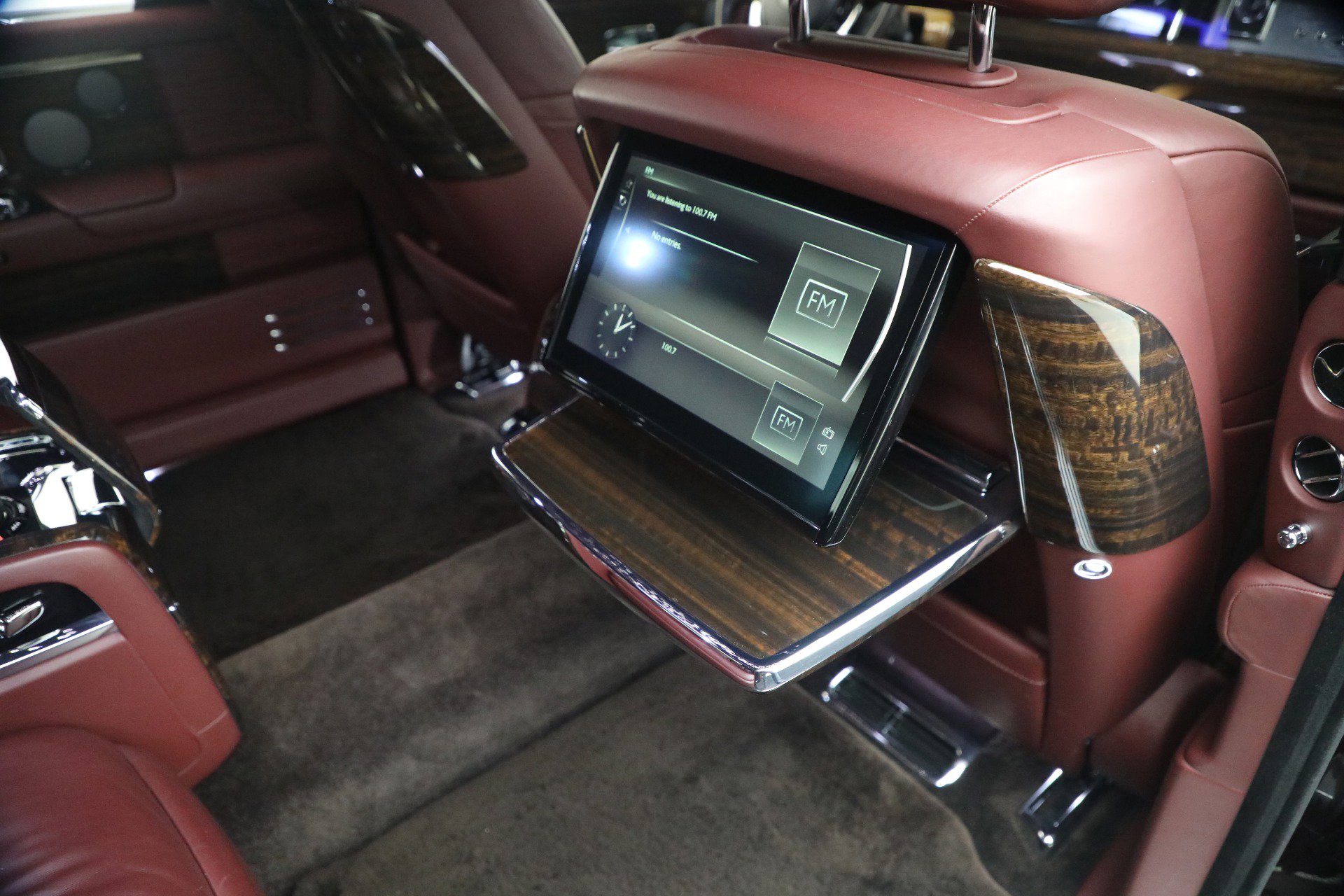 Certified 2018 Rolls-Royce Phantom Extended Wheelbase image 23