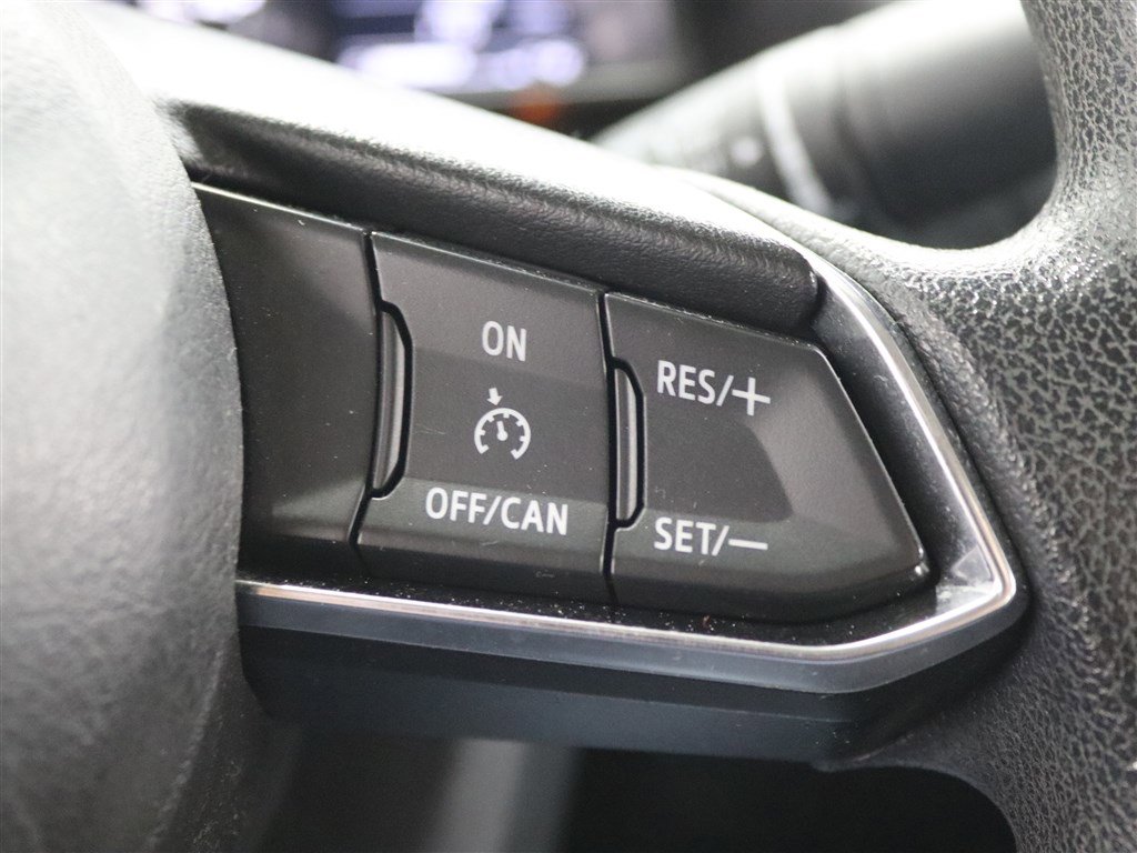 Used 2018 MAZDA MAZDA3 Sport FWD image 20