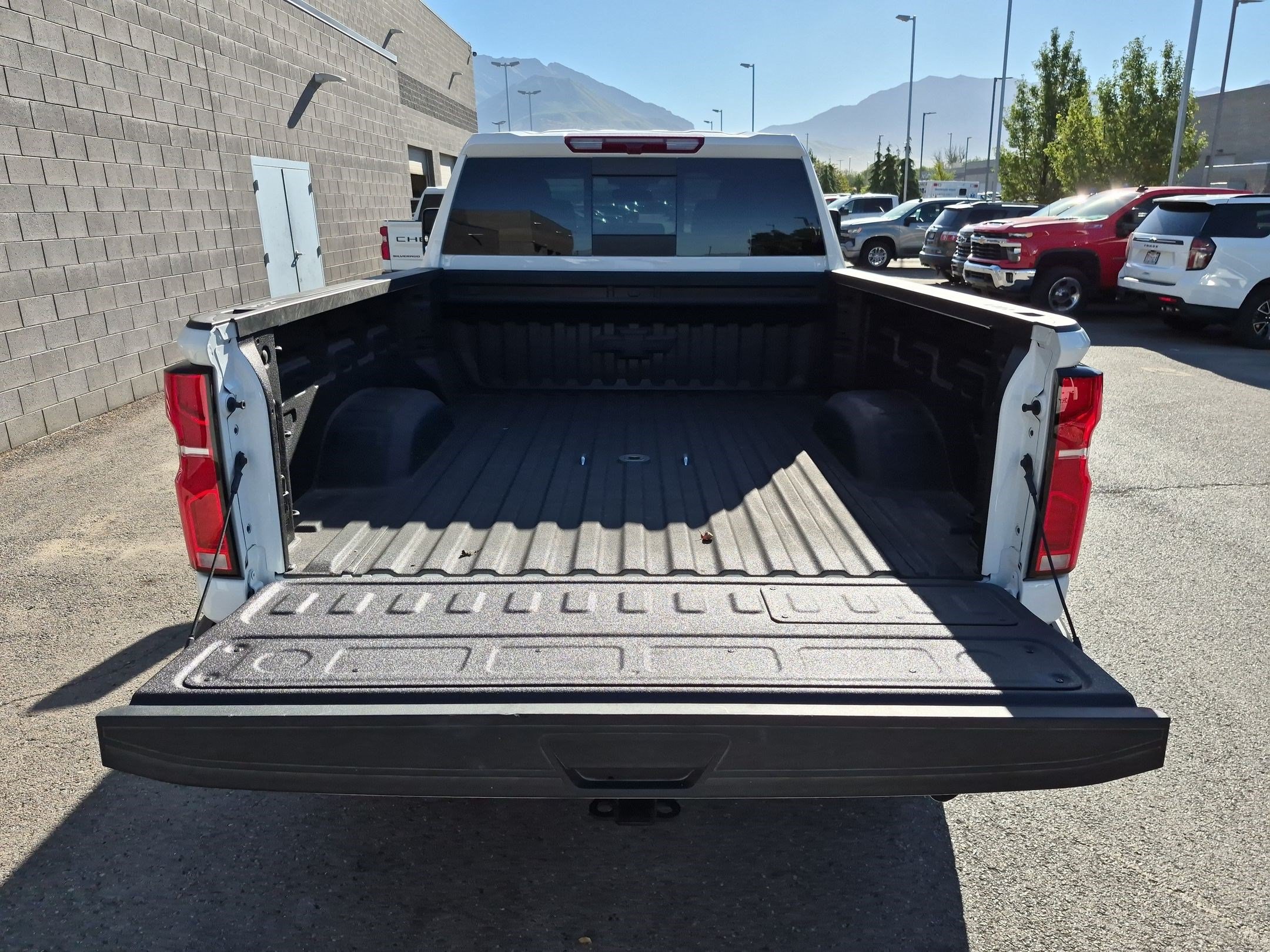 Used 2026 Chevrolet Silverado 3500 LT w/ Trail Boss Package AWD/4WD image 28