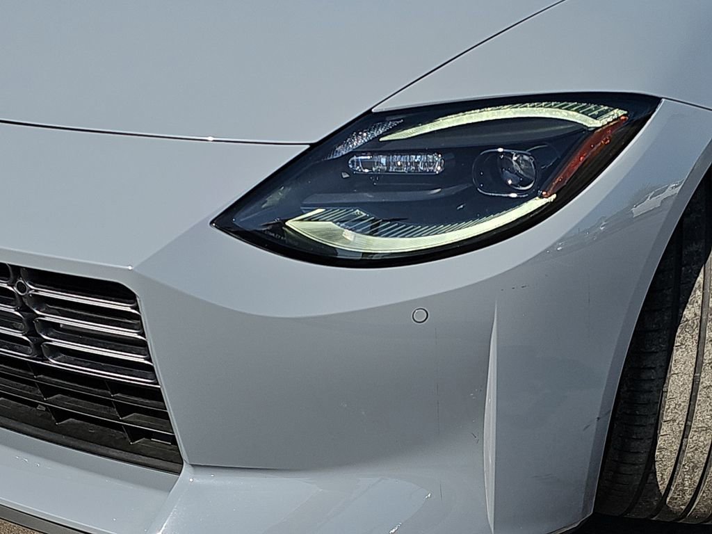 Used 2024 Nissan Z Performance w/ Floor Mat Package image 32