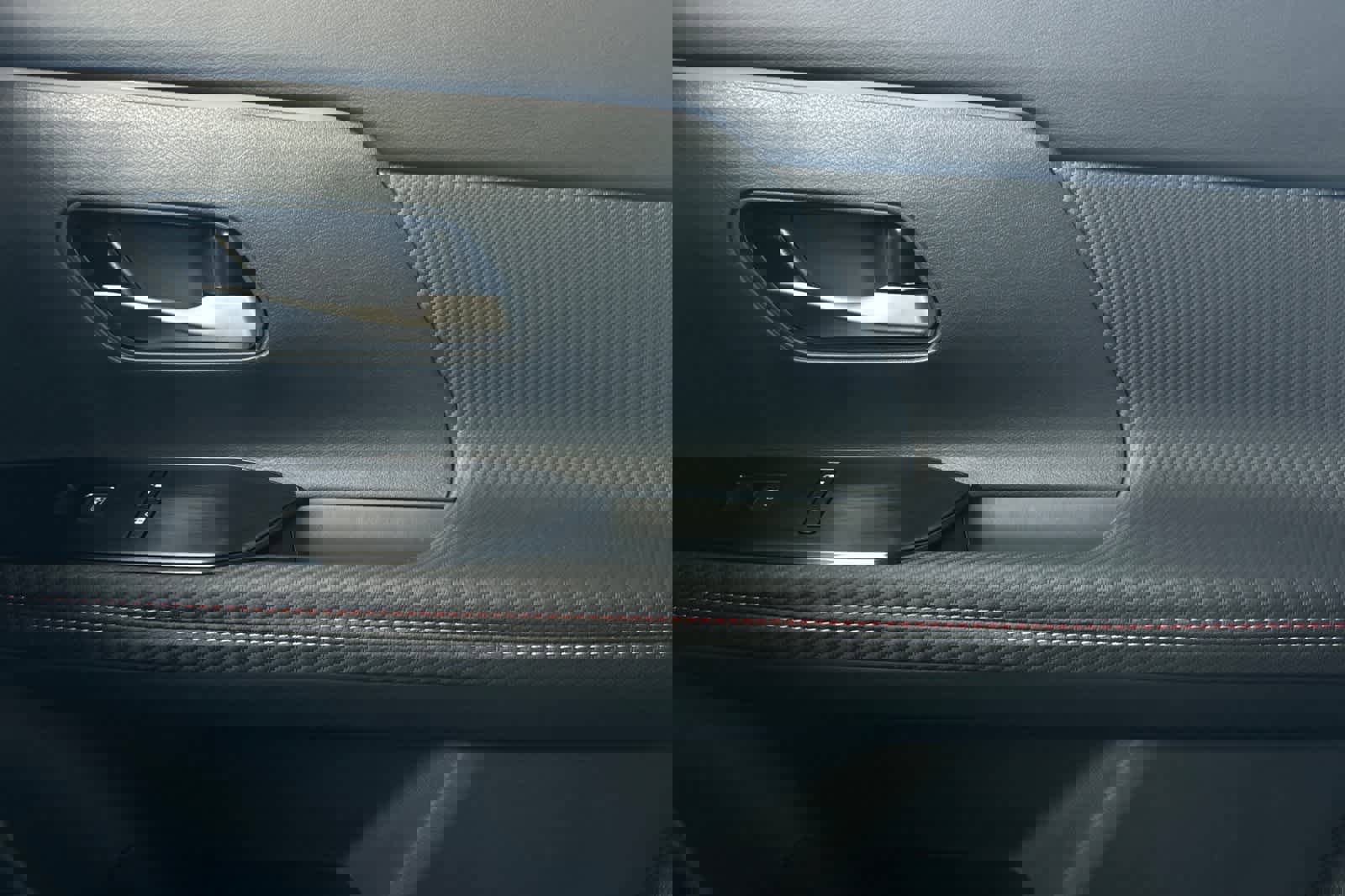 New 2026 Nissan Kicks SR w/ Illumination Package image 19