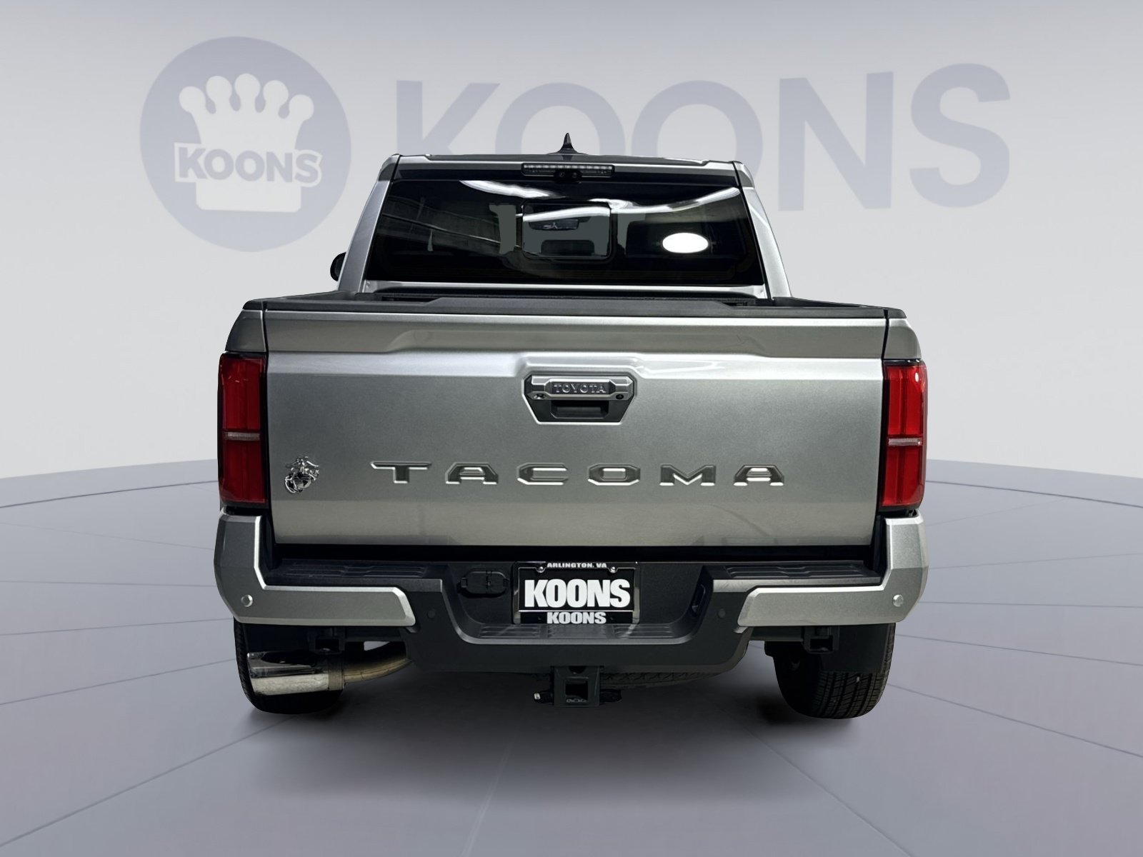 Used 2024 Toyota Tacoma Limited AWD/4WD image 19