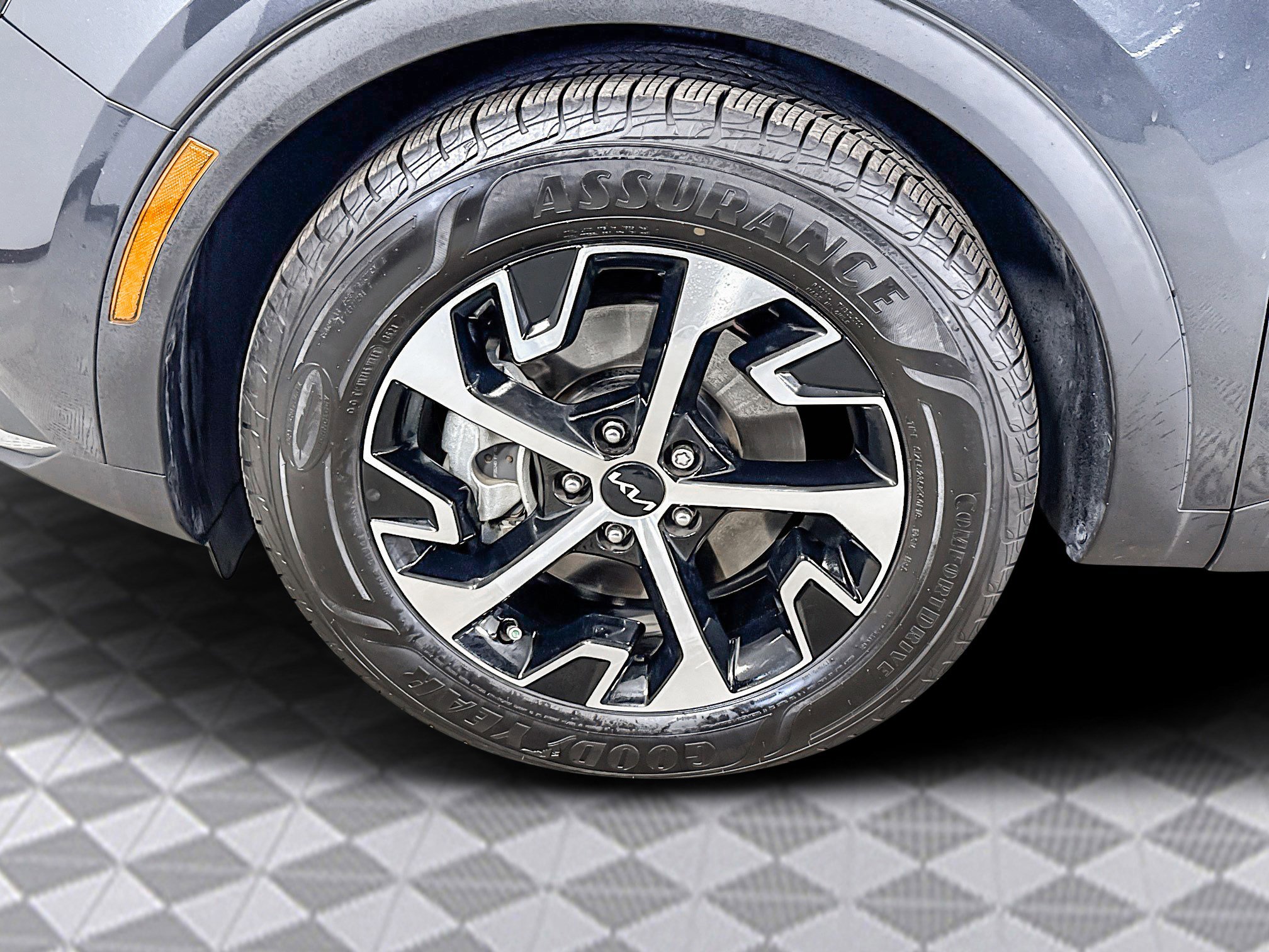 Used 2023 Kia Sportage EX image 38