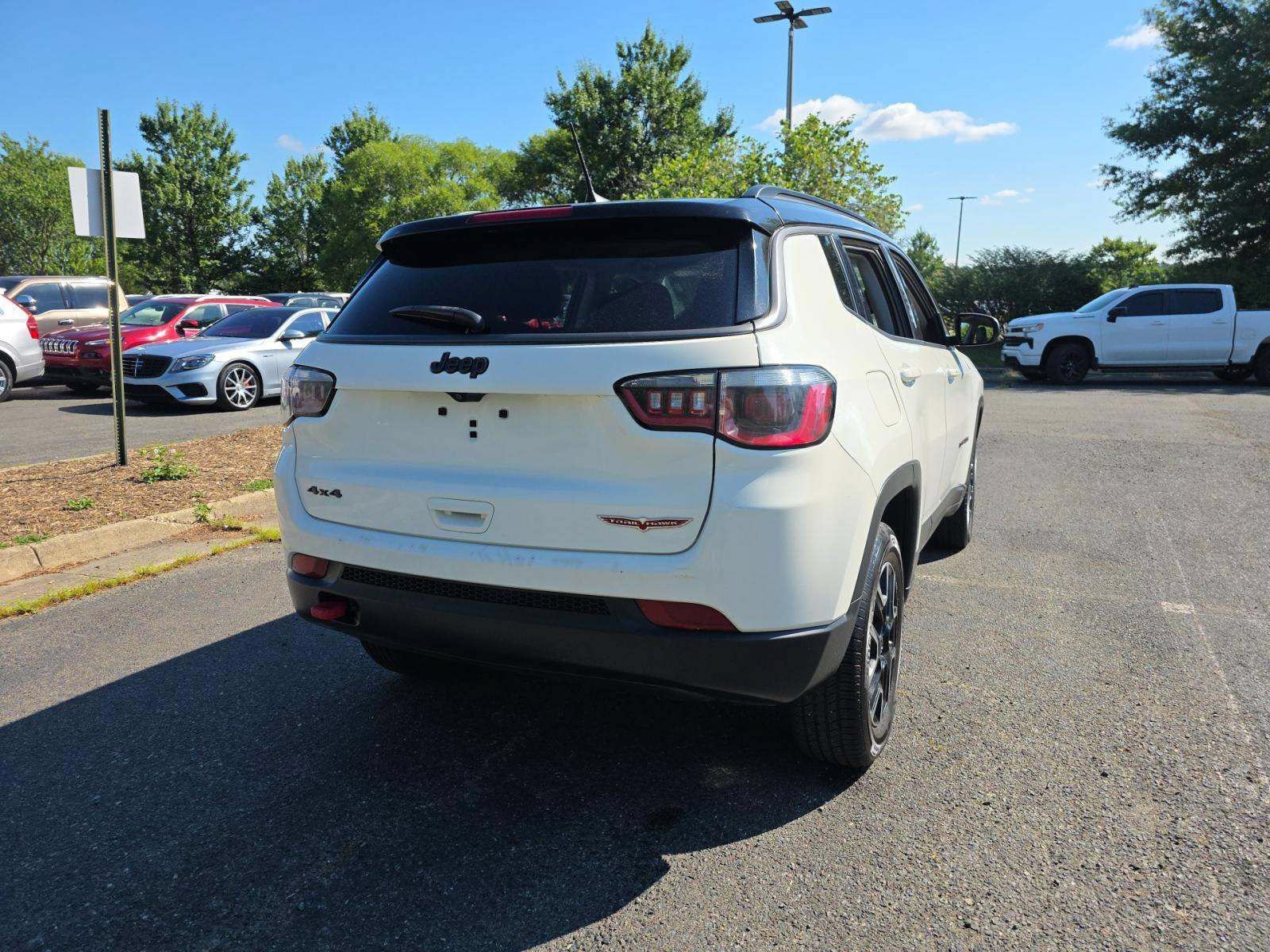 Used 2019 Jeep Compass Trailhawk AWD/4WD image 4