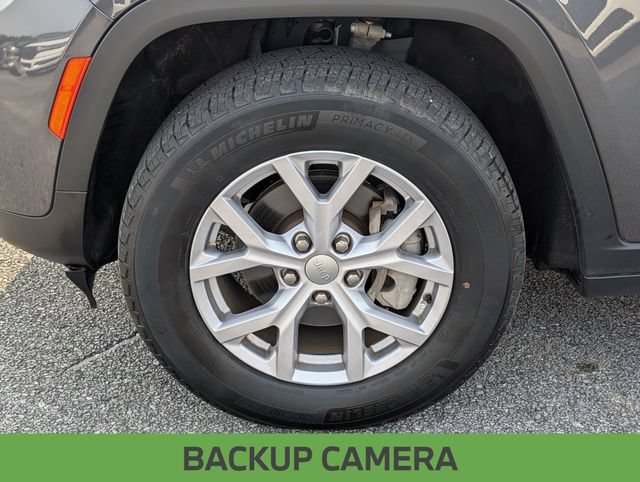 Certified 2022 Jeep Grand Cherokee Limited w/ Trailer Tow Prep Group (B) RWD image 12