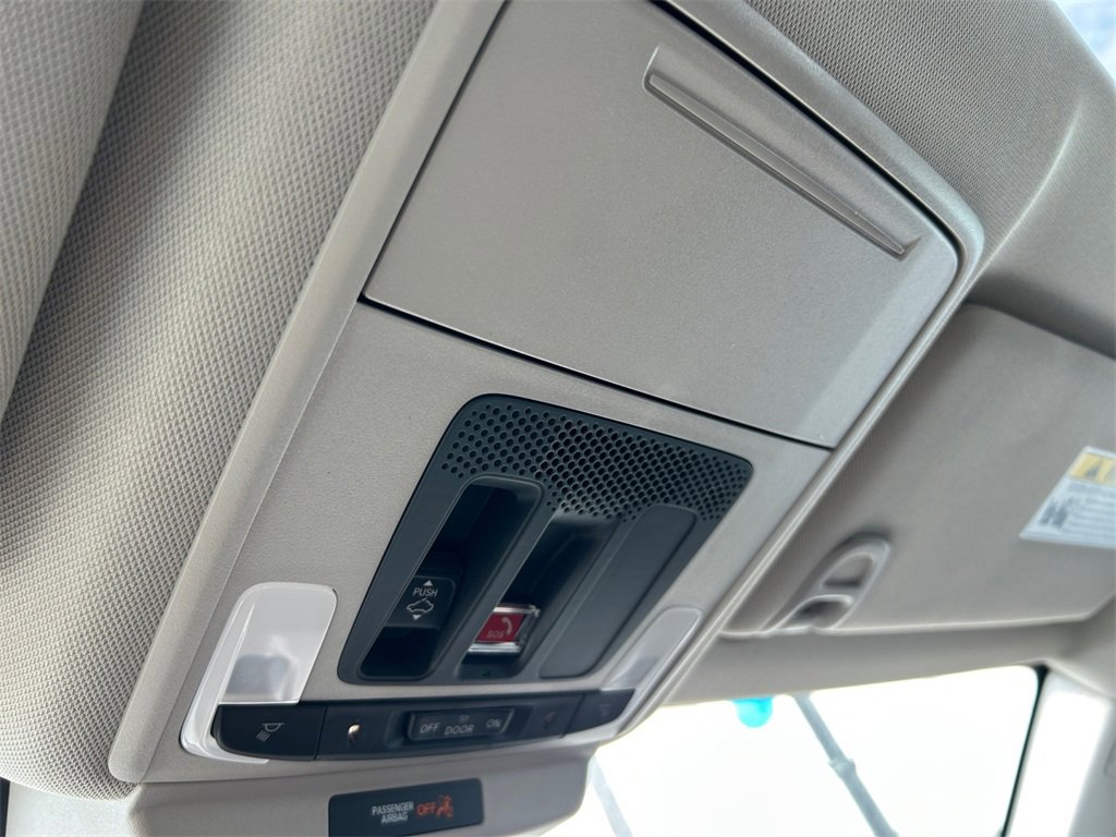 New 2025 Honda Accord SE image 28