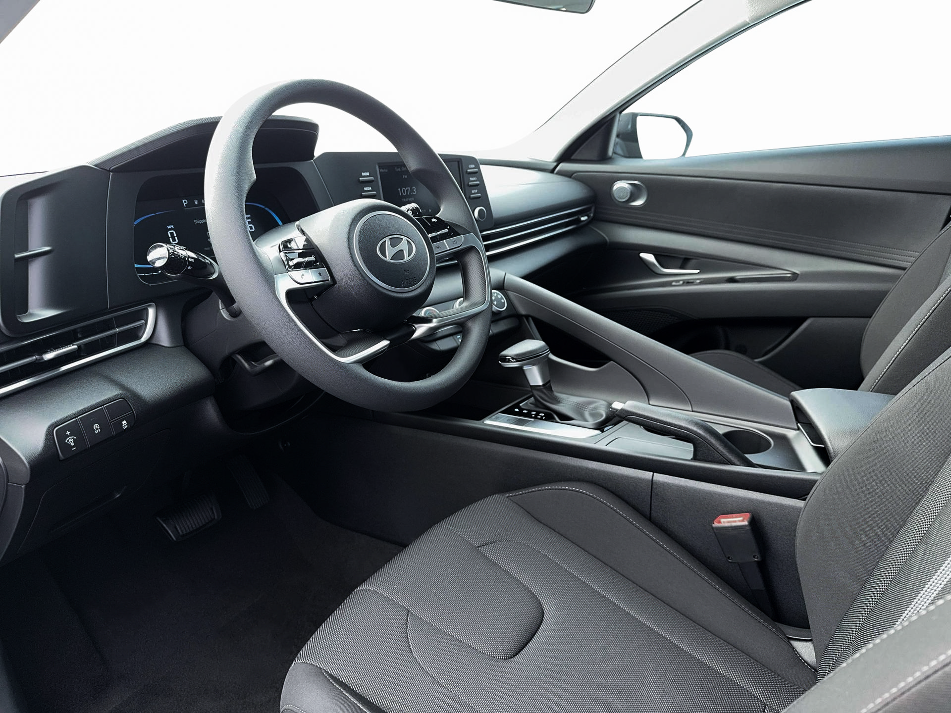 New 2026 Hyundai Elantra SE FWD image 14