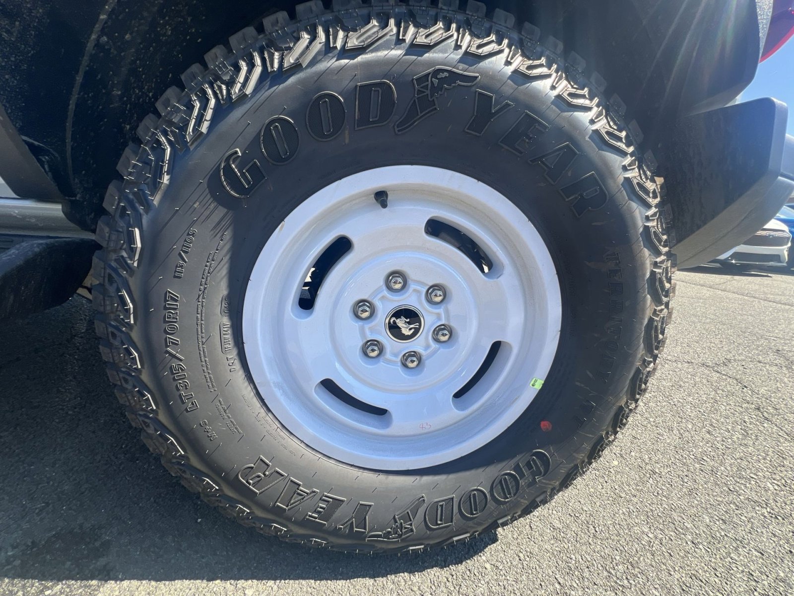 New 2026 Ford Bronco Heritage Edition AWD/4WD image 12
