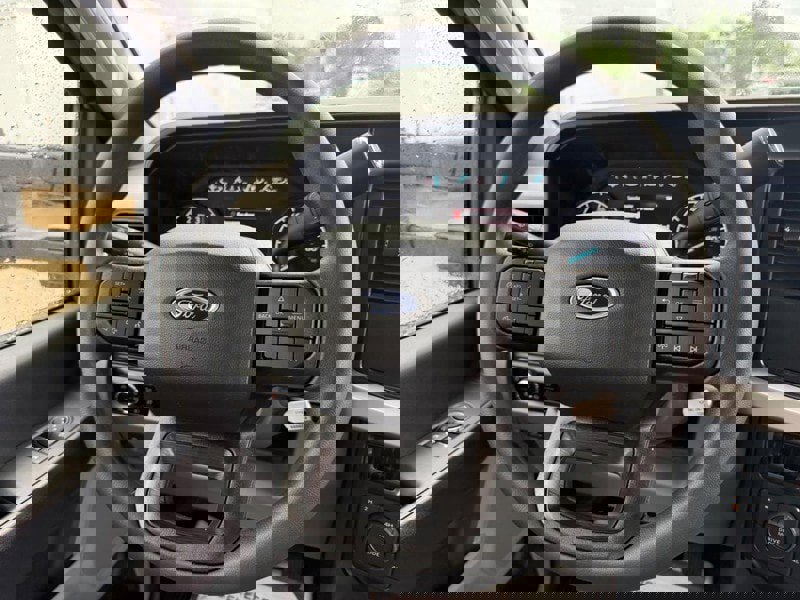 New 2025 Ford F450 XL w/ XL Chrome Package image 31