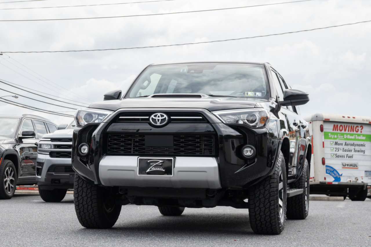 Used 2024 Toyota 4Runner TRD Off-Road image 4