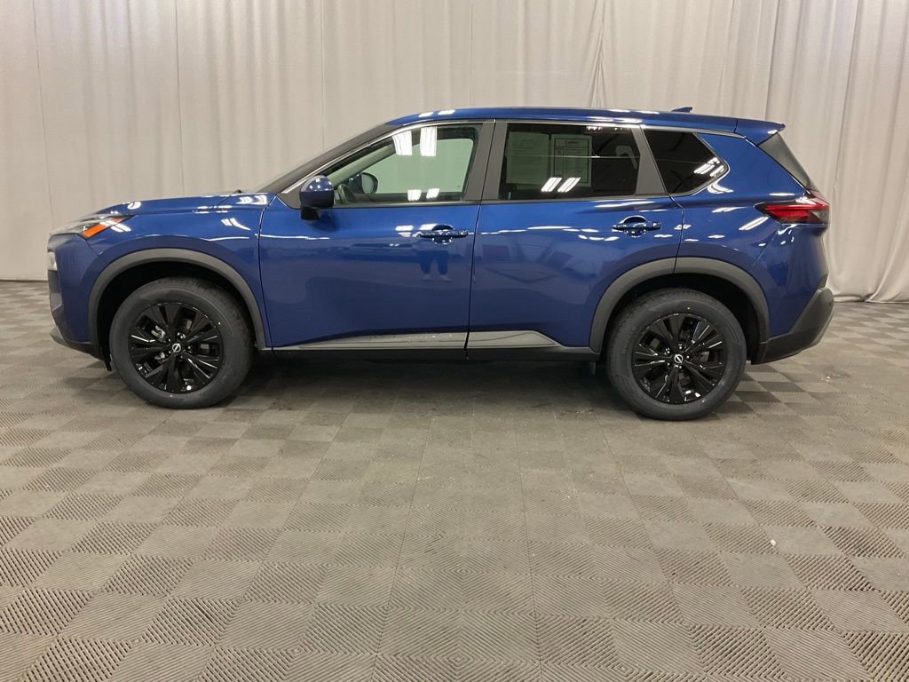 Used 2023 Nissan Rogue SV AWD/4WD image 12