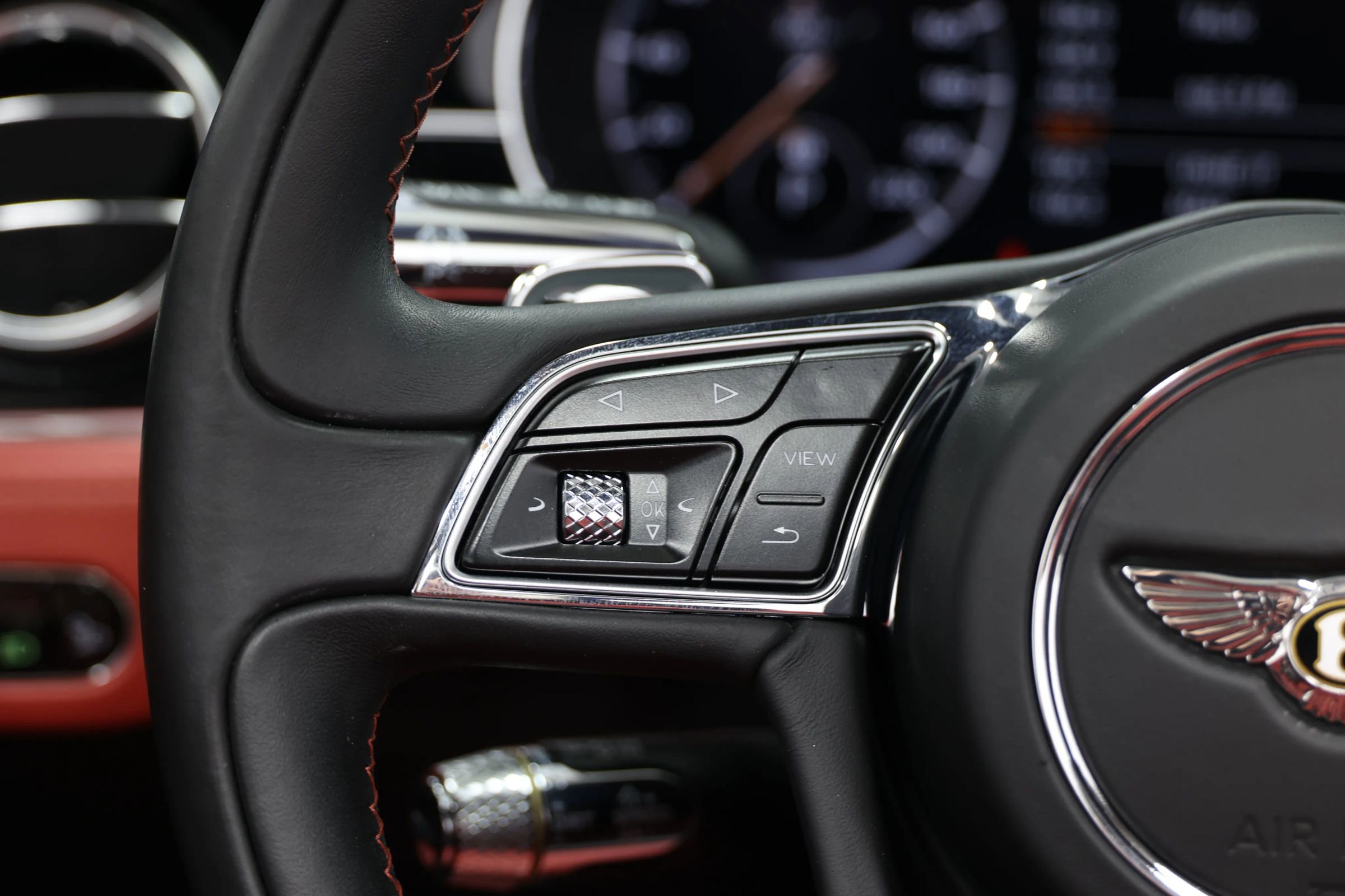 Used 2020 Bentley Continental GT V8 image 29