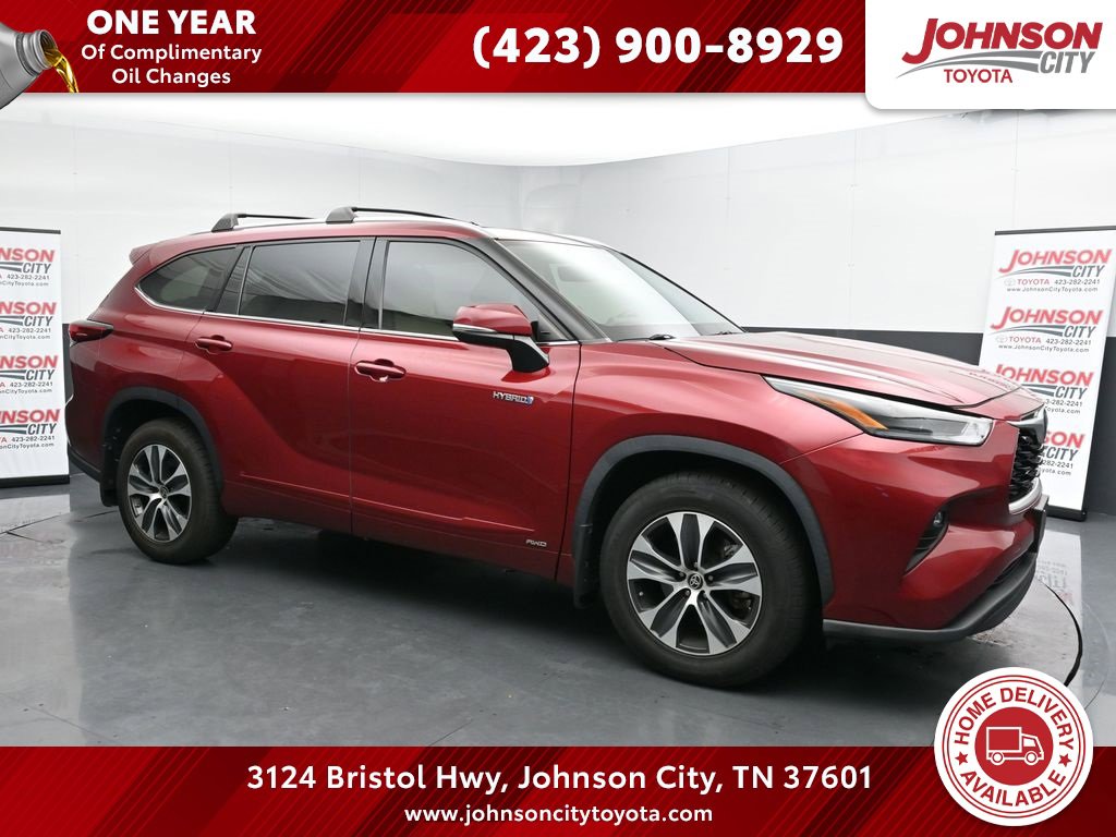 Used 2021 Toyota Highlander XLE