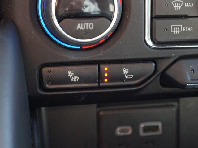 Used 2022 Chevrolet Tahoe Z71 w/ Z71 Off-Road Package image 9