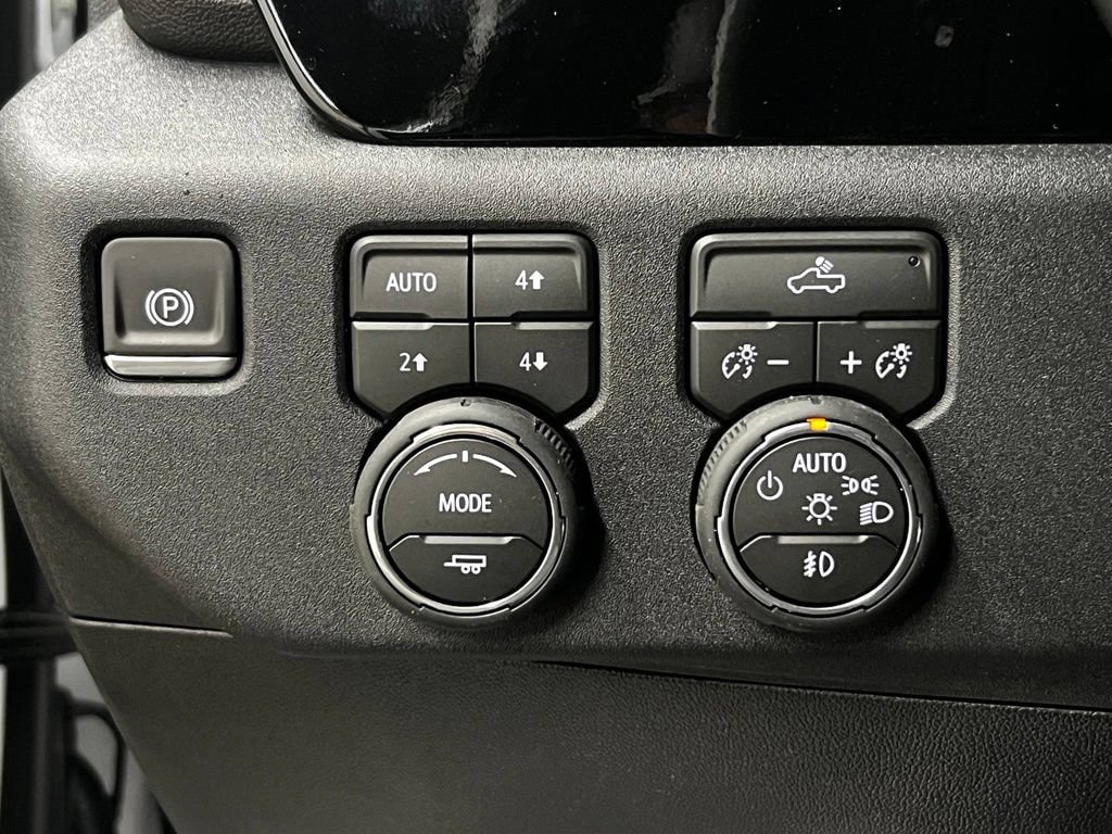 New 2026 Chevrolet Silverado 1500 RST w/ Convenience Package II AWD/4WD image 16