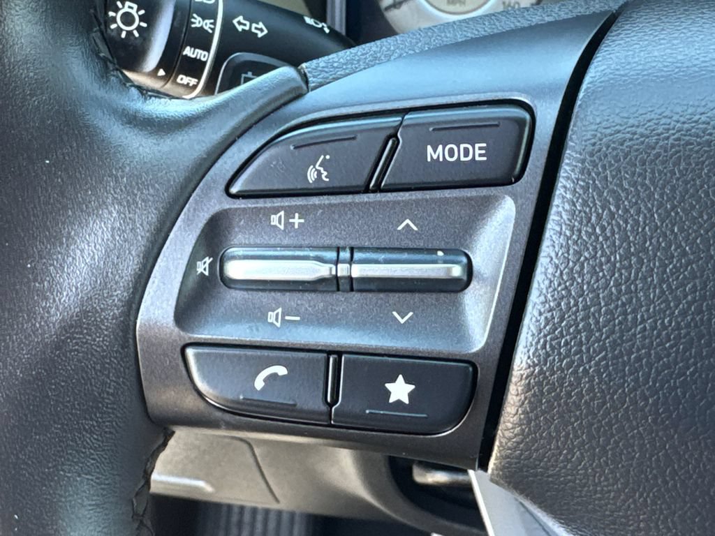 Used 2023 Hyundai Kona SEL FWD image 31