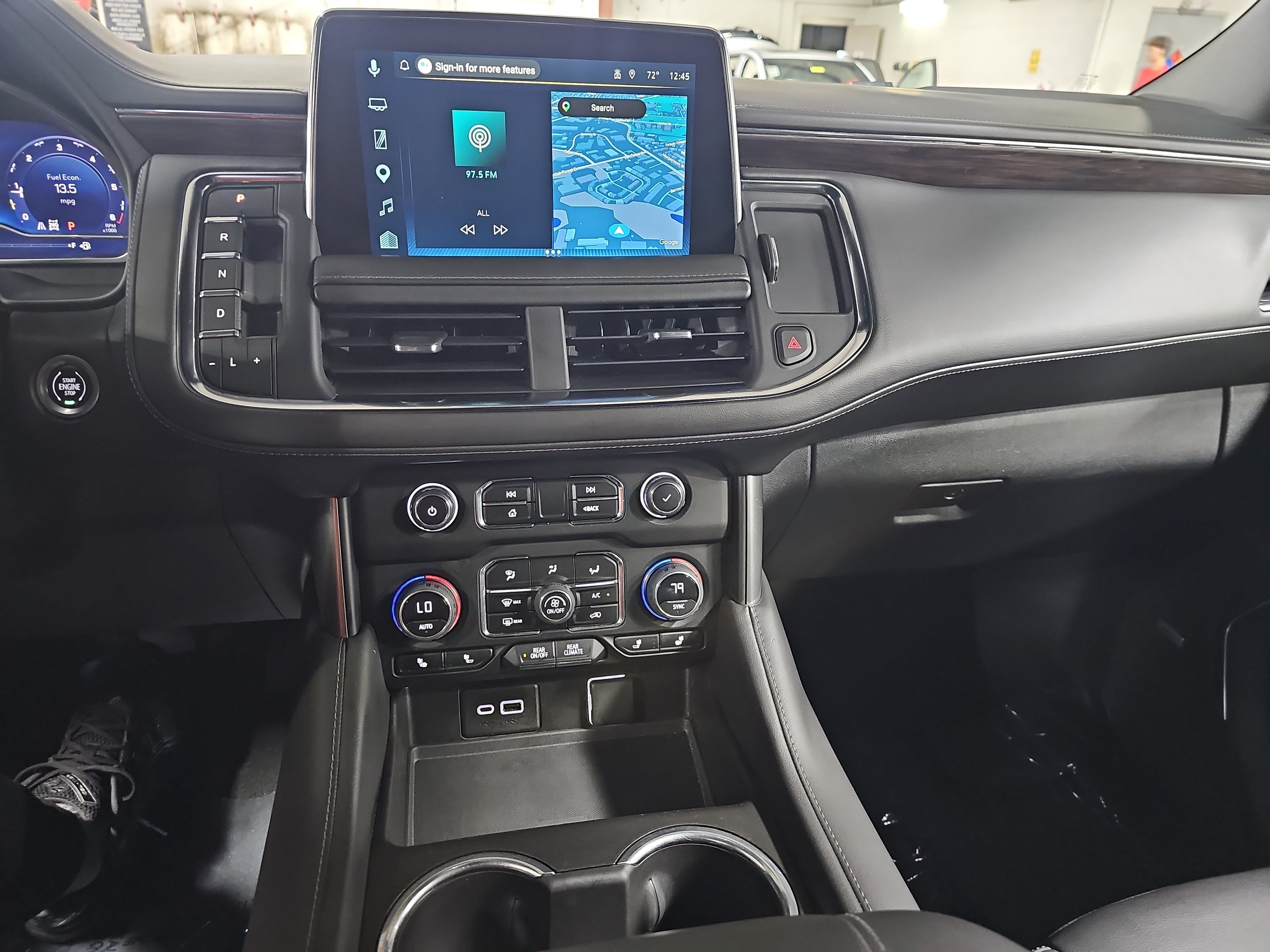 Used 2023 Chevrolet Suburban LT AWD/4WD image 22