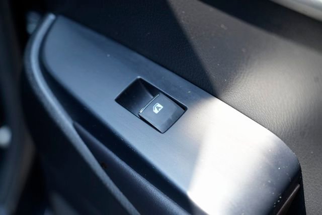 Used 2017 Toyota Highlander Limited image 37