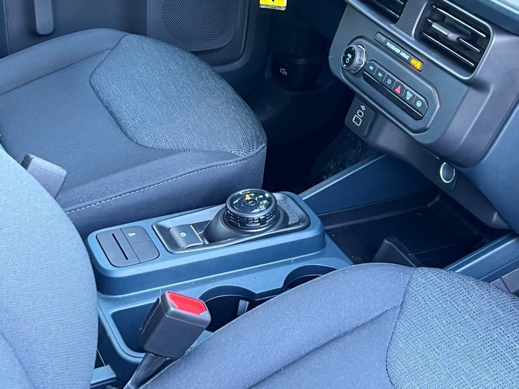 Used 2025 Ford Maverick XL image 12