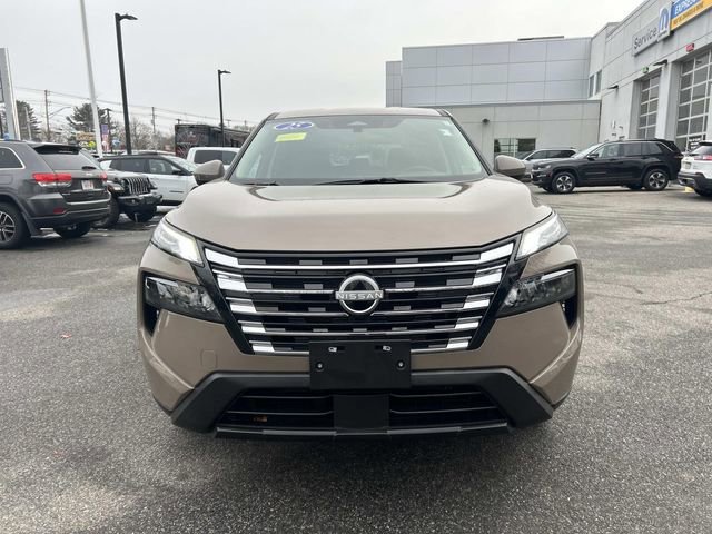 Used 2025 Nissan Rogue SV image 8