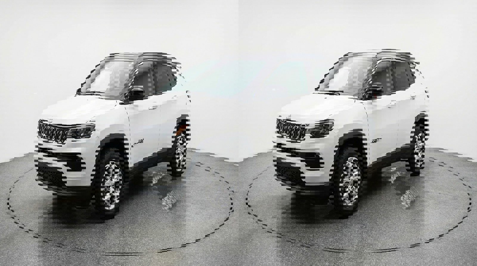 Used 2025 Jeep Compass Latitude image 3