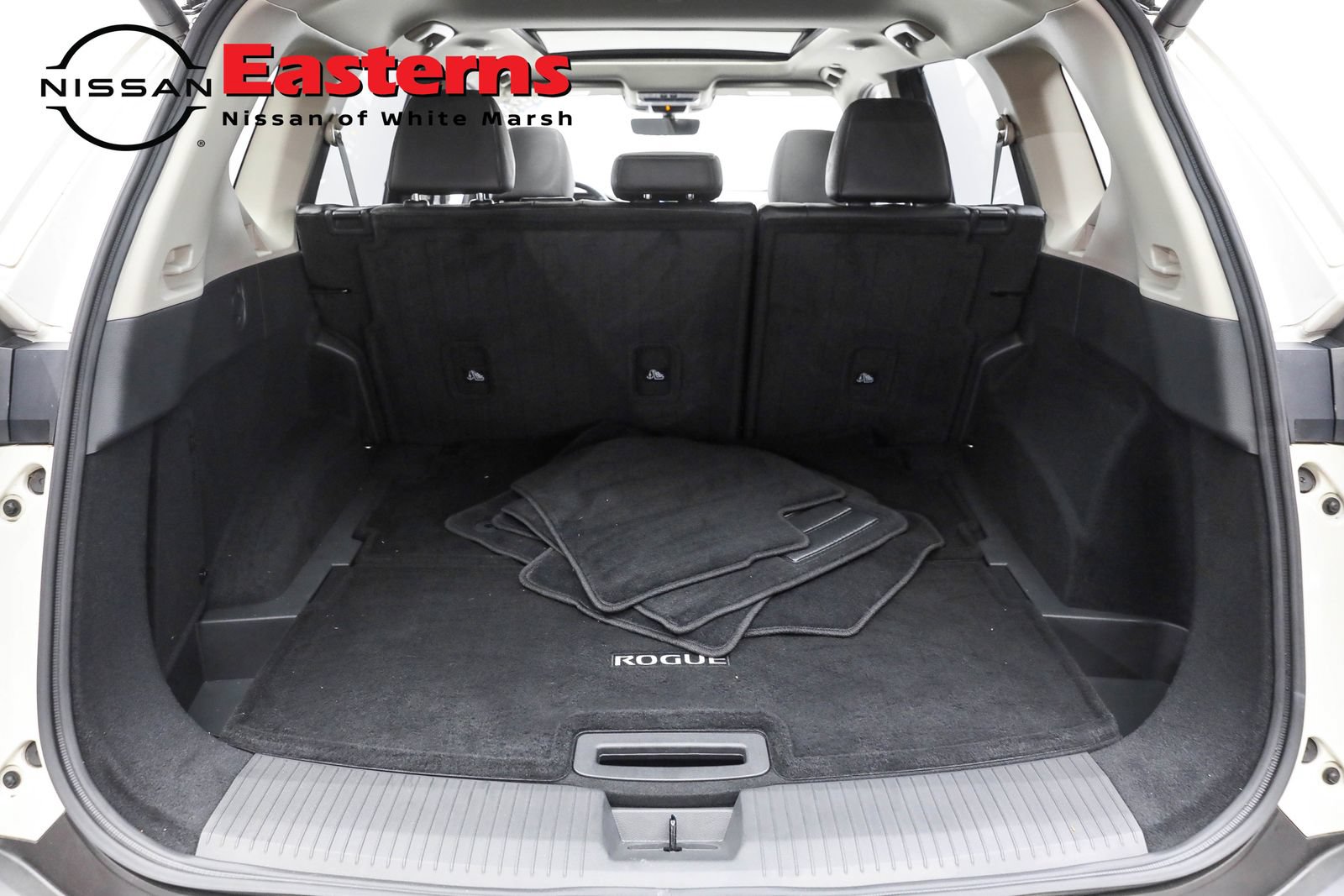 Used 2023 Nissan Rogue SL w/ SL Premium Package AWD/4WD image 9