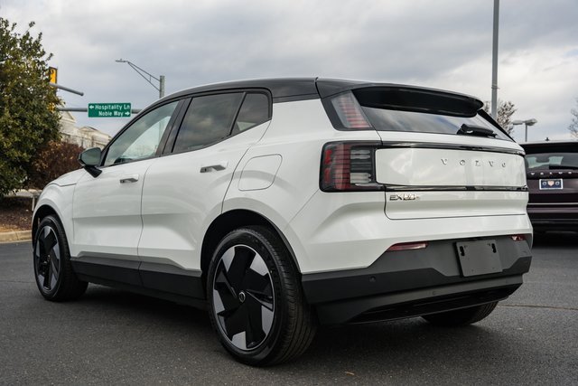 New 2026 Volvo EX30 Plus image 5