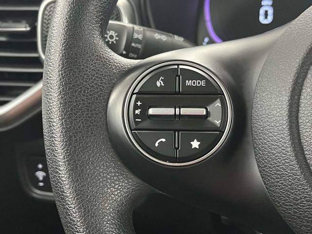 Used 2025 Kia Soul LX w/ LX Technology Package FWD image 29