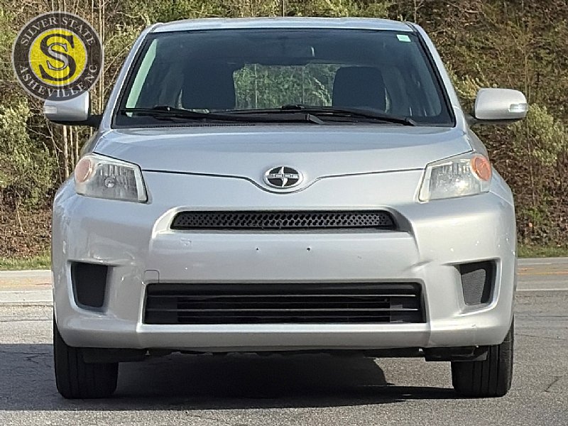 Used 2008 Scion xD image 2