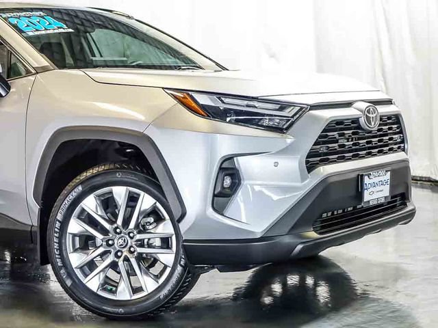 Used 2024 Toyota RAV4 XLE Premium w/ Weather Package AWD/4WD video 3